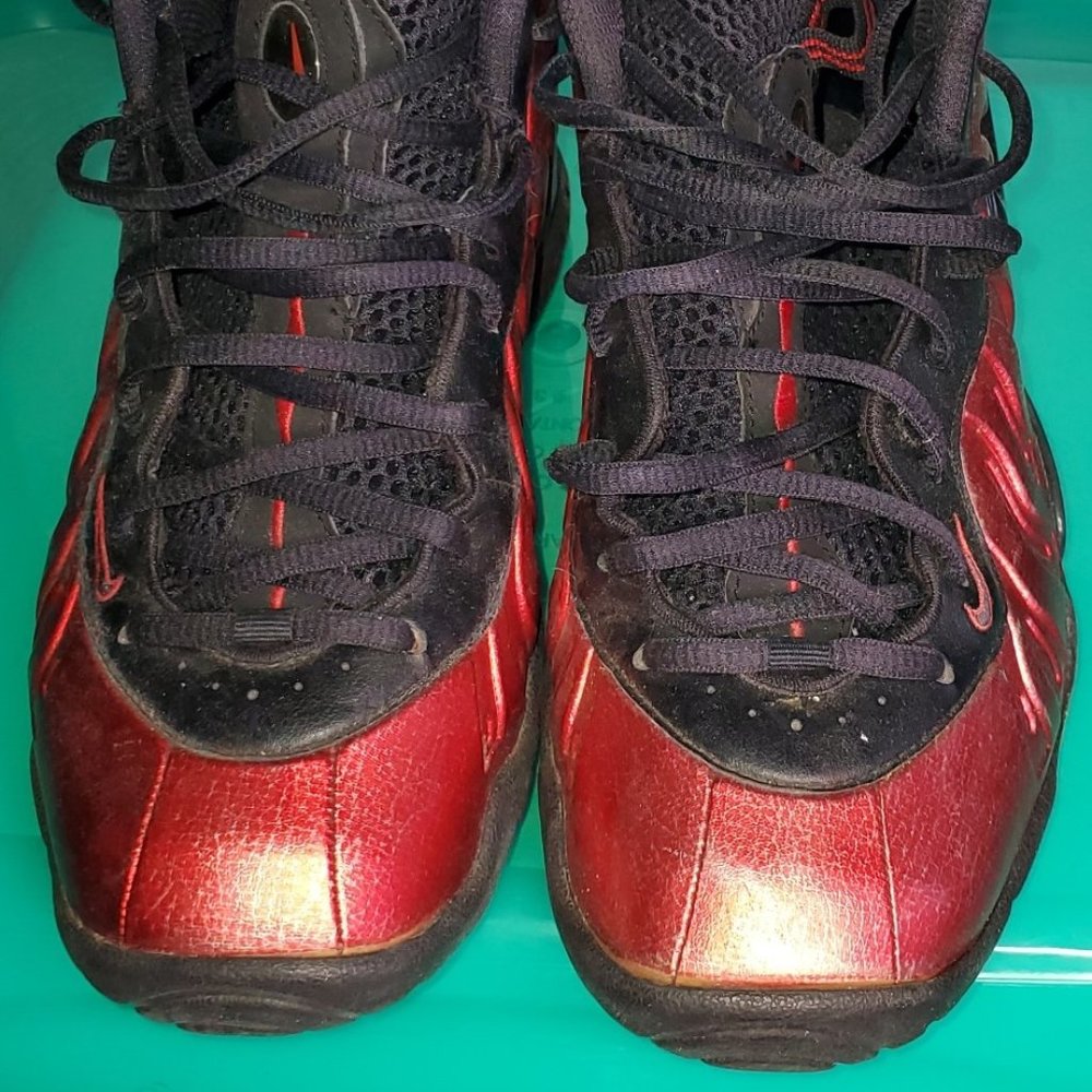 Nike Foamposite (644792-804); University Red & Black; Youth sz. 6.5